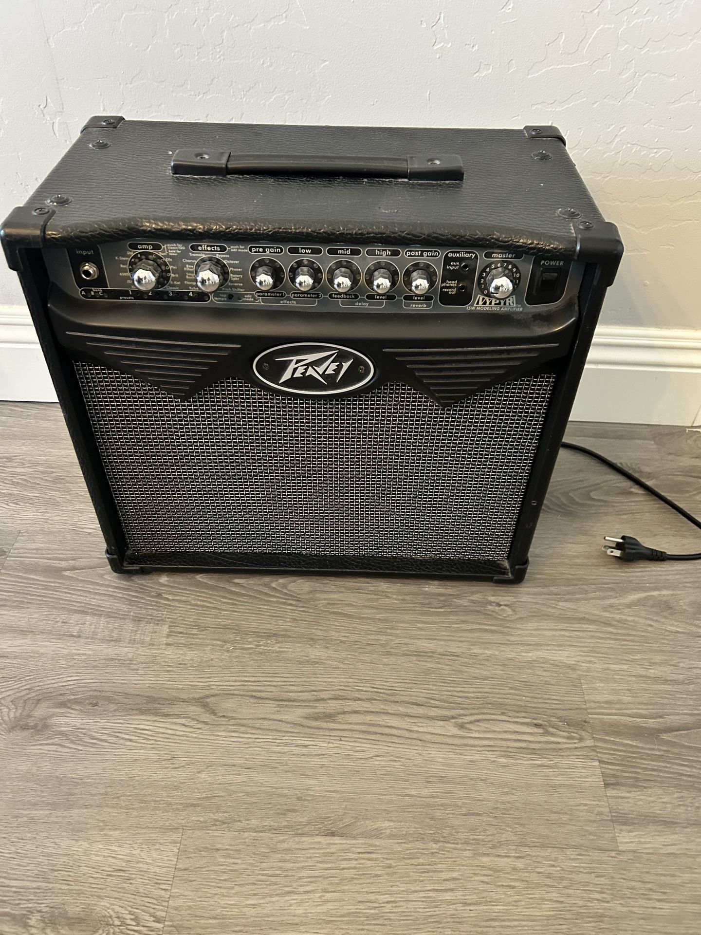 Peavey Vypyr 15 watt amplifier