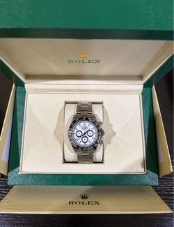 Men’s chronograph watch