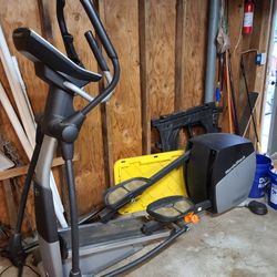 Nordic Track Elliptical 