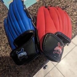 2 NEW Franklin T-ball Baseball Kids Gloves