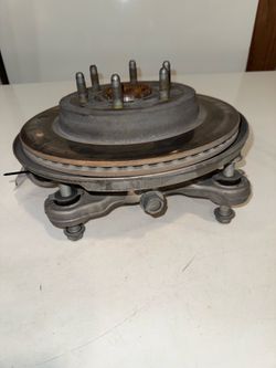 2021-2025 SUBURBAN LH DRIVER REAR SPINDLE KNUCKLE WHEEL HUB (contact info removed)2