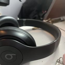 BEATS STUDIO PRO