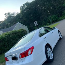 Lexus ES350 