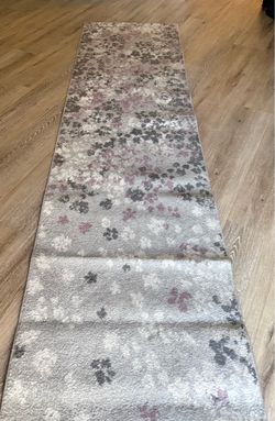 10’ carpet $10