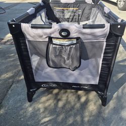 Graco Pack 'N Play On The Go Playard