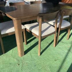 Really Nice Table Set