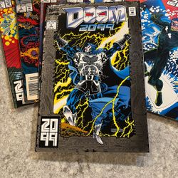 Doom 2099 1 Marvel Comics 1993 Silver Foil Cover W/ 6 Other Comics