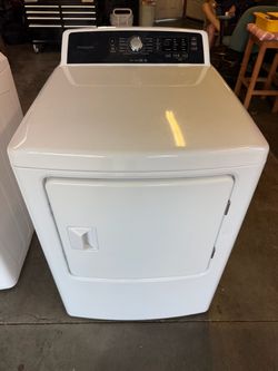 Frigidaire White Front-Load Dryer and washer set