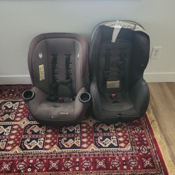 2 Car Seats 