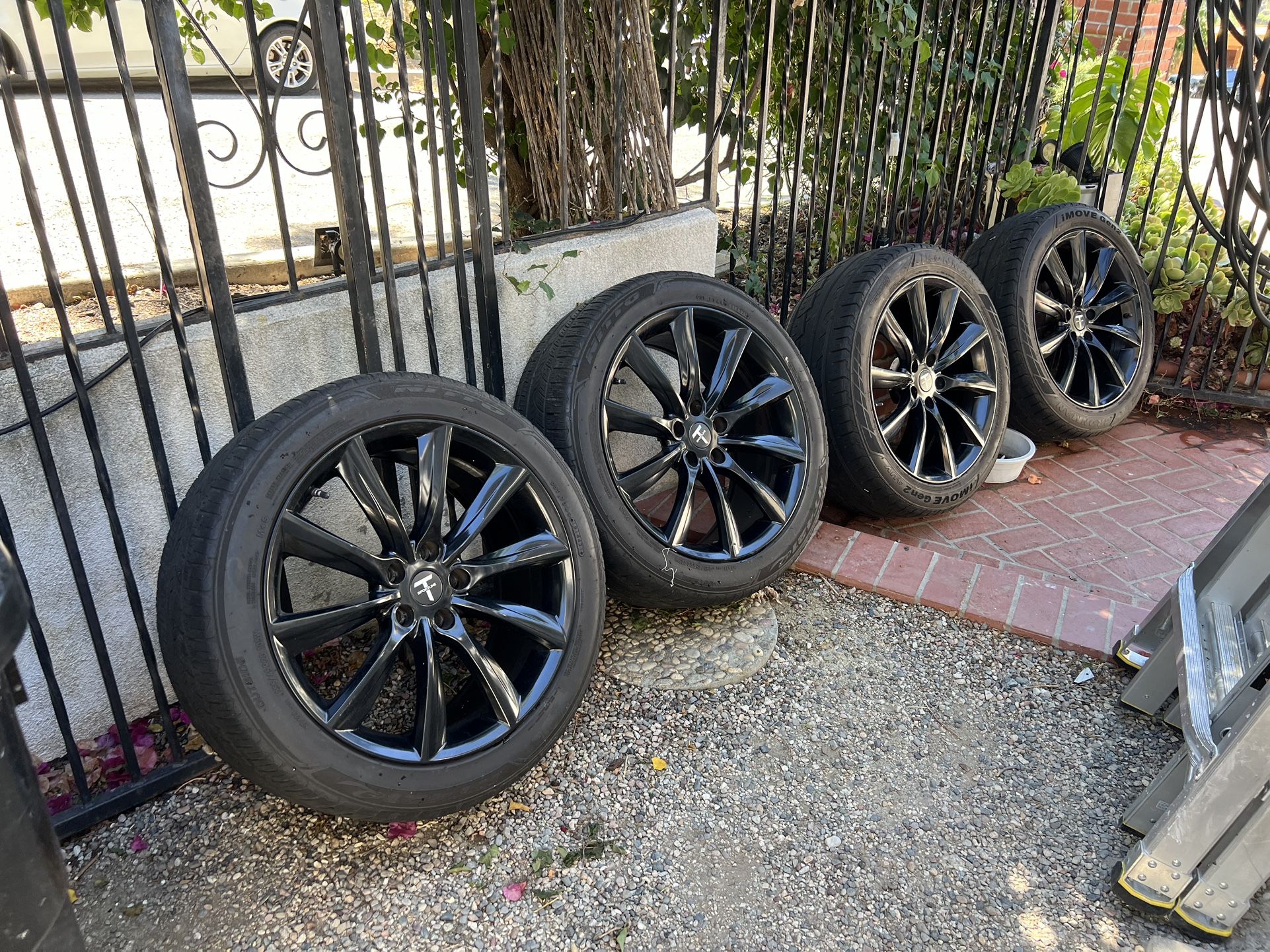 Tesla Model X Wheels / Rims - 20” Tsportline TST Satin Black