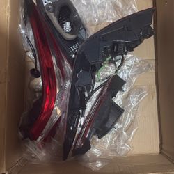 Toyota Camry Rear Taillight Set Both