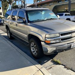 2001 Suburban 2500 LT 4X4