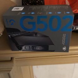 Logitech G502