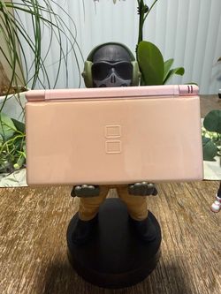 Pink Ds Lite Needs Love