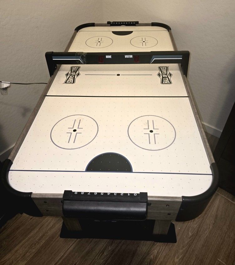 Air Hockey Table