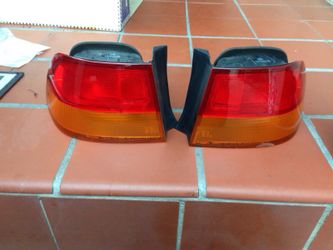 1996-2000 Honda tail lens