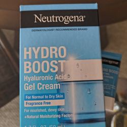 Neutrogena hydrating gel facial moisturizer and mini size Neutrogena hyaluronic face wash
