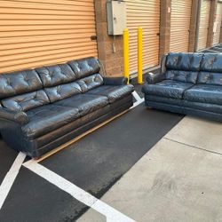 Leather living room set / juego de sala de piel 