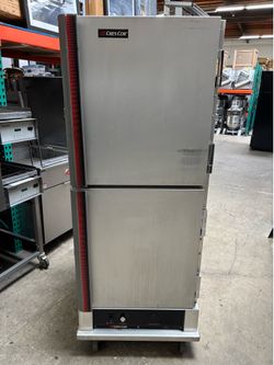 Heated Food warmer cabinet nsf CresCor H137 120v full size enclosed hot box mobile transport