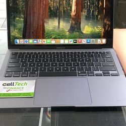 Apple MacBook Air M1