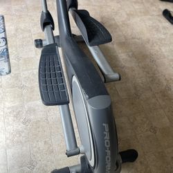Pro-Form Elliptical Trainer Machine