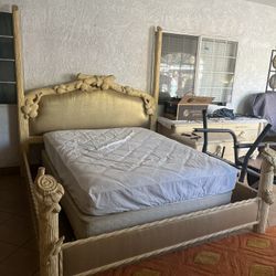 19th Century Carved Vintage Bedroom set