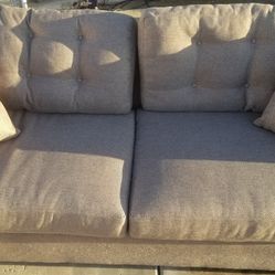 Couch 8' Very High Quality 