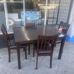 Dining Set 