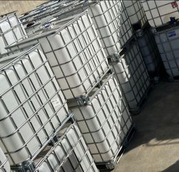 275 gallon container $80 for 2