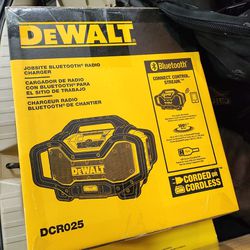 DeWalt Bluetooth Radio