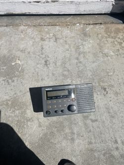 Raytheon Ray 200 VHF/Hailer Marine Radio
