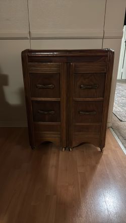 Vintage Storage Chest