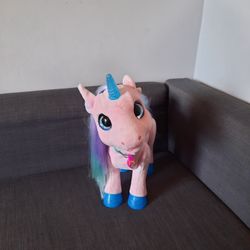 Fur Real Magical Unicorn 