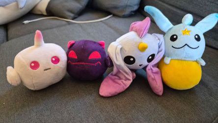 LIMITED EDITION: Official League of Legends Star Guardian Familiars Mini Plush Set