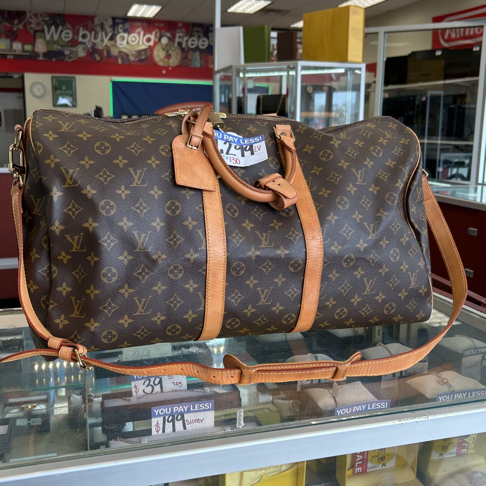 Louis Vuitton Keepall Bag 
