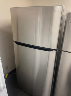 LG Top Freezer Fridge – Stainless, LED lighting, clean