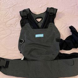 Moby Cloud Lightweight Baby Carrier 