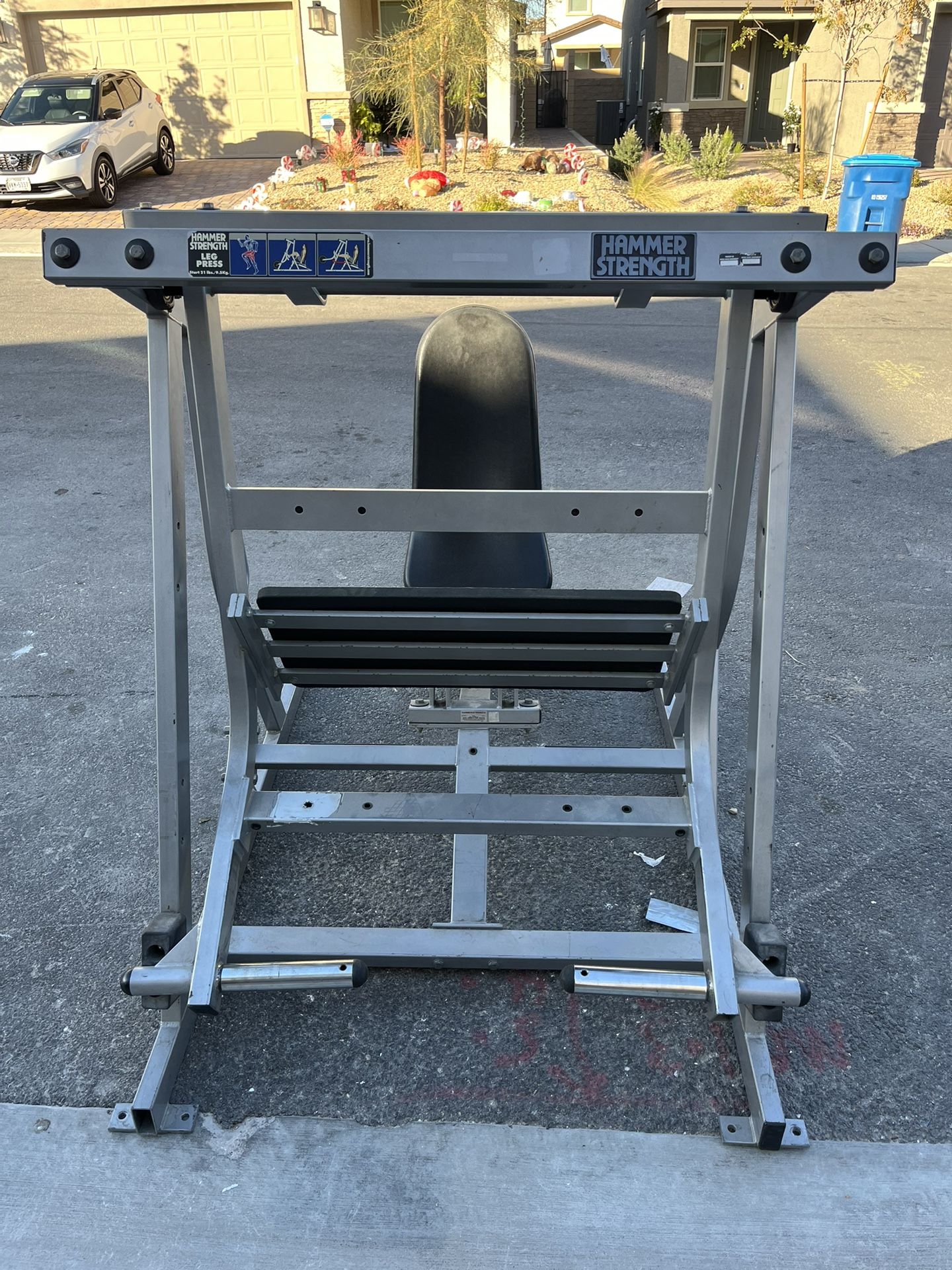 Leg Press Machine- Hammer Strength