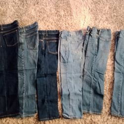 Seis Pantalones De Niño En Buenas Condiciones Talla 10
