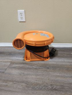 Bouncer Blower – Used but works very well. Good condition