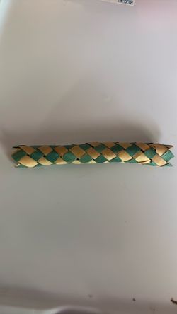 Chinese finger trap