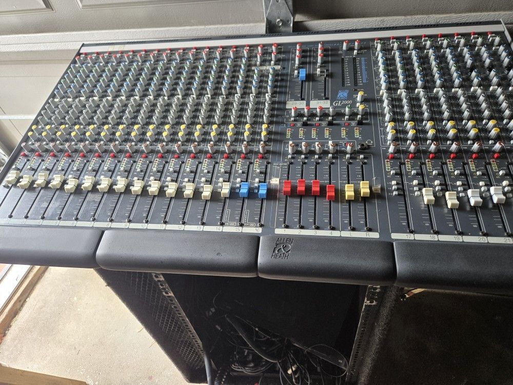 GL2000 Mixer