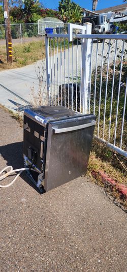 Free dishwasher