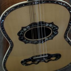 Guitarra Huapanguera en excelentes Condiciones 