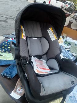 Baby Trend Infant Car Seat