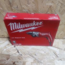 Milwaukee Drill 
