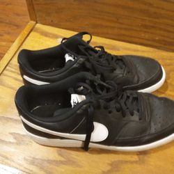 Nike Shoes Size 10.5