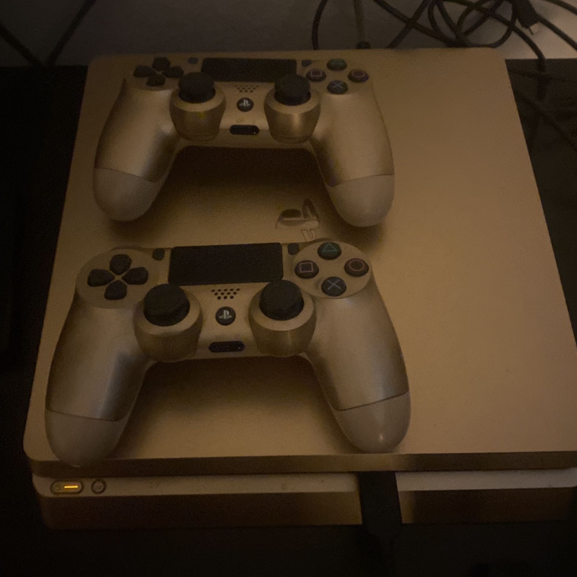 Gold PS4