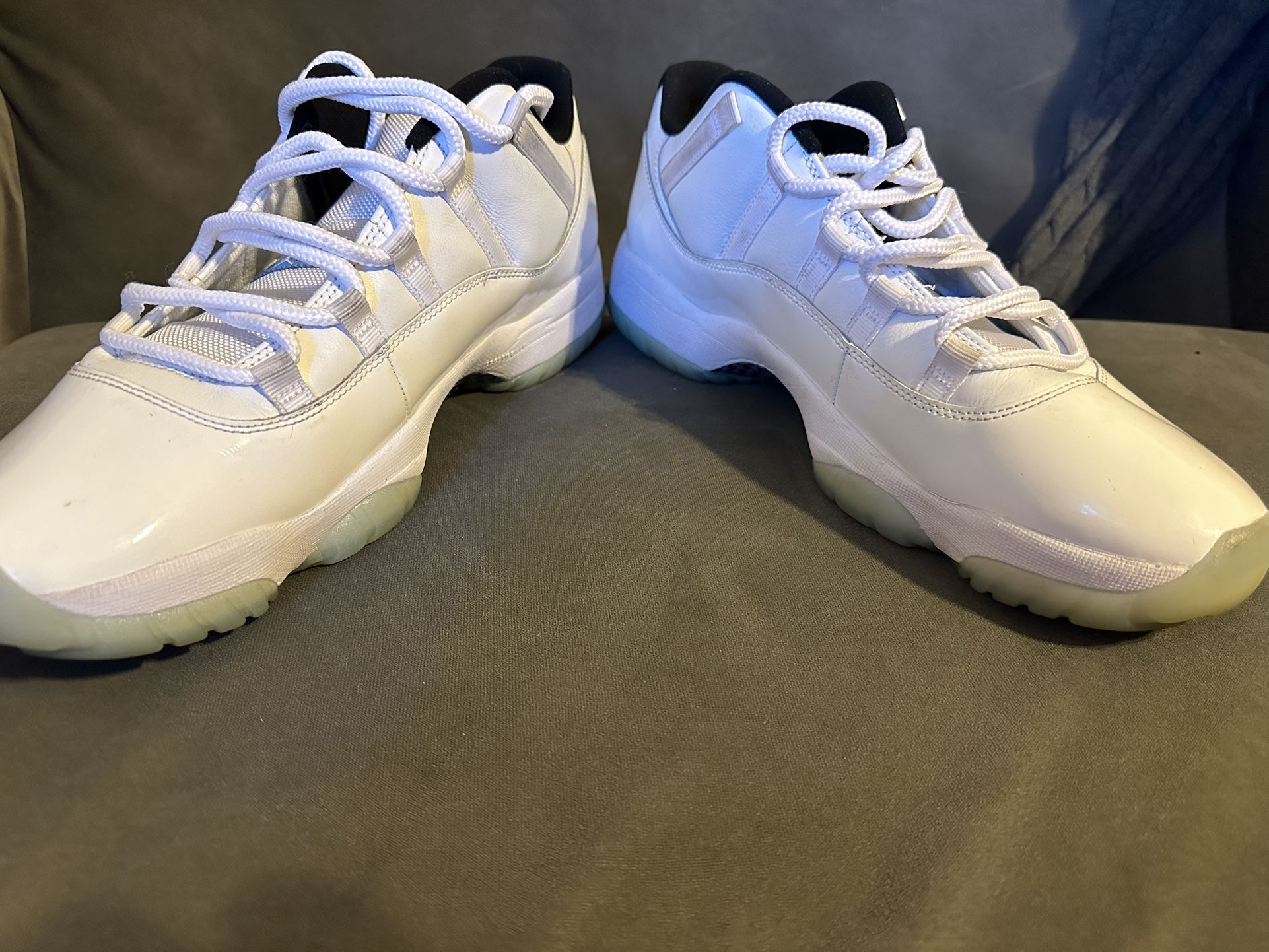 Size 13 Jordan Low 11
