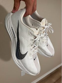 Nike Pegasus Plus